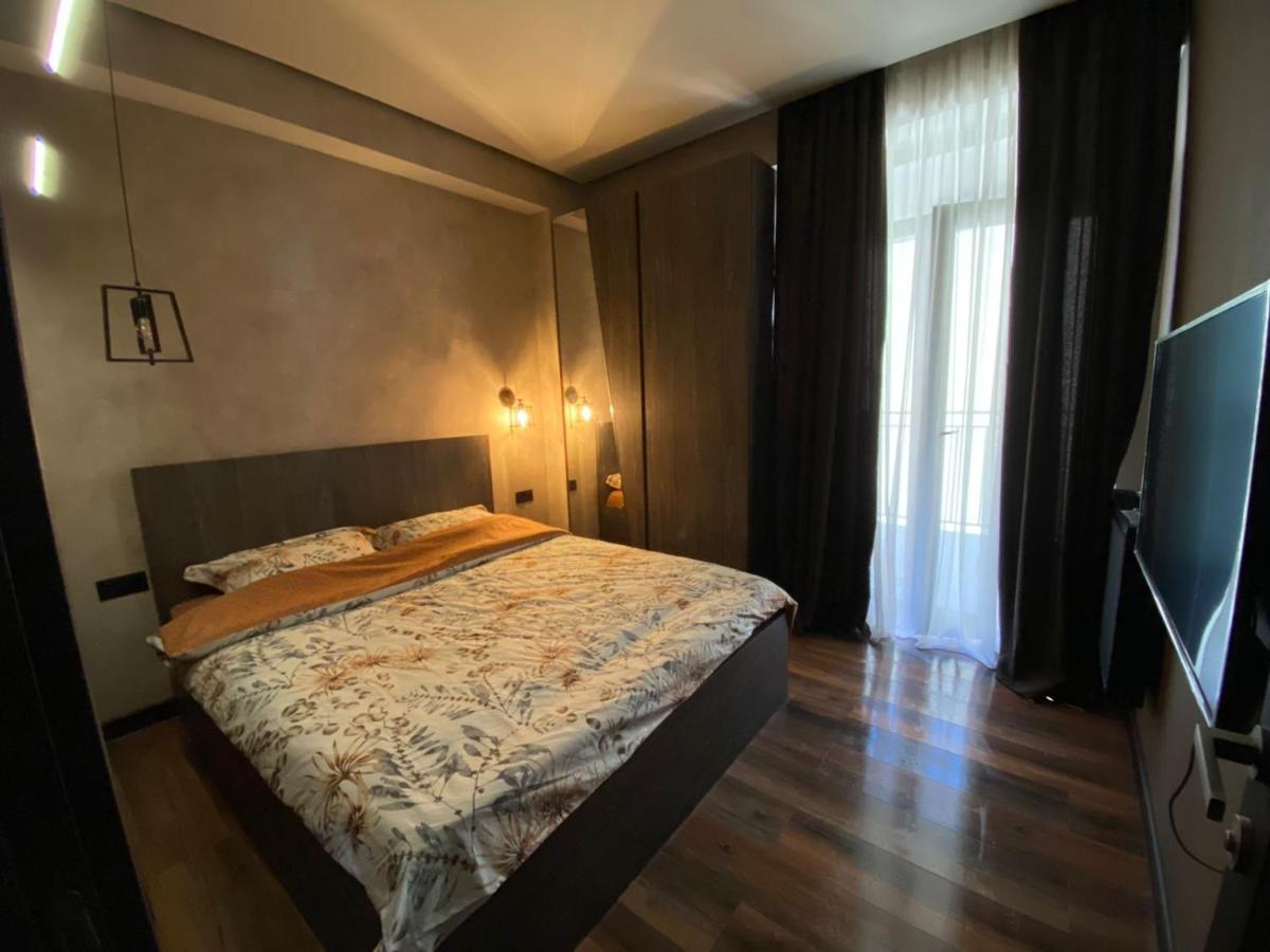 New Apartment With Terrace Тбілісі Екстер'єр фото