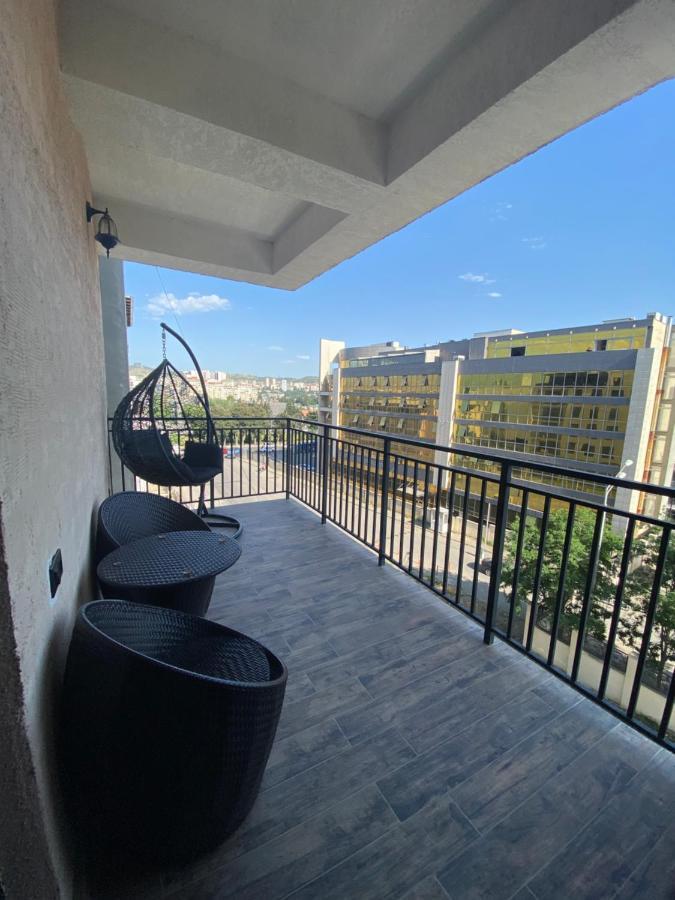 New Apartment With Terrace Тбілісі Екстер'єр фото