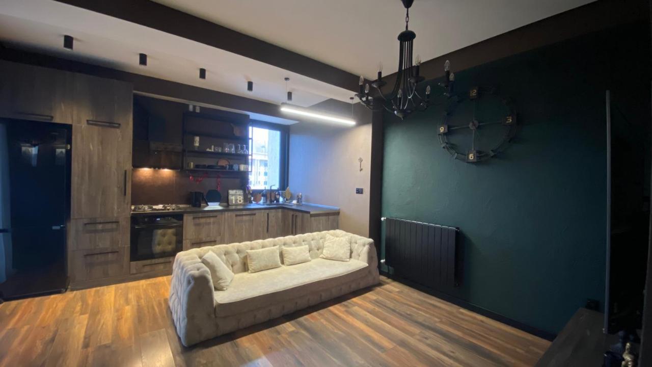 New Apartment With Terrace Тбілісі Екстер'єр фото